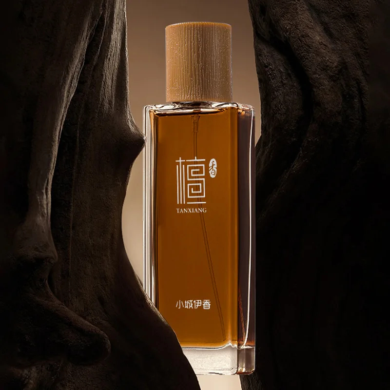 Eau de Toilette de Sándalo de  - Perfume In Fragrance reseña y precio